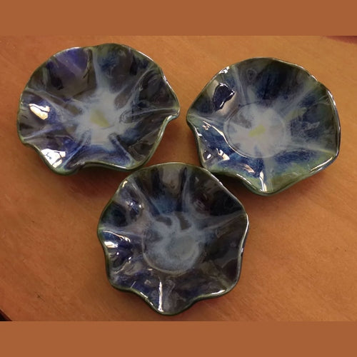 Wavy Stoneware Bowl Set